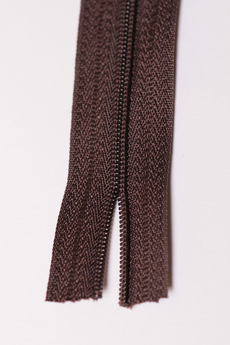 Cut Length Closed End Zips No.5 - Black Barn Upholstery Supplies